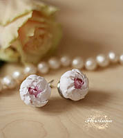Сережки з квітами "Біло-рожеві півонії". Кращий подарунок дівчині