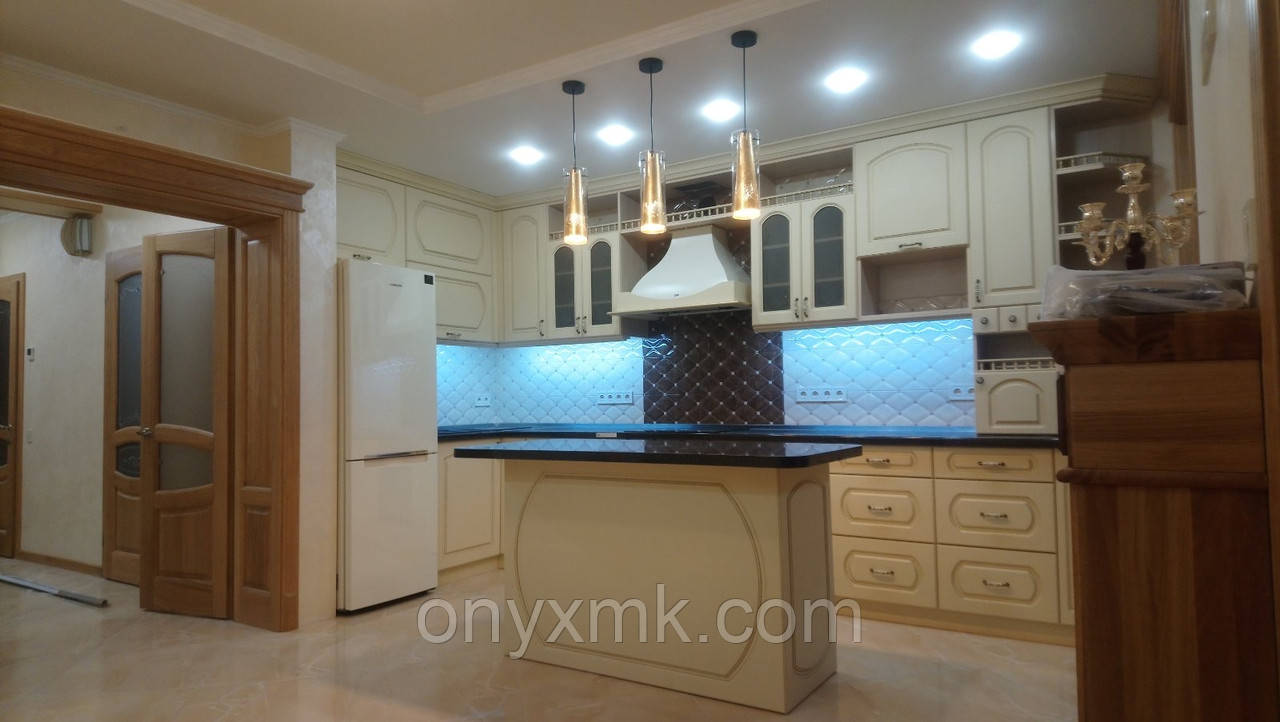 Кухня в класичному стилі