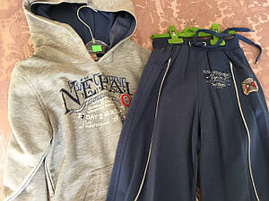 Спортивний трикотажний костюм з капюшоном для хлопчика