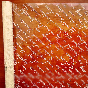 Плівка з малюнком "Лист LOVE" (60 см, 400 г) кремовий