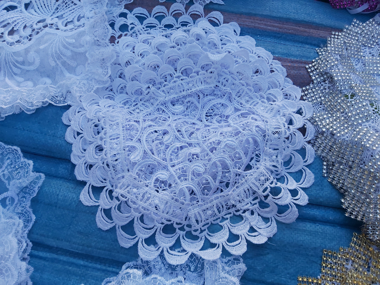 Великодня серветка на дитячий кошик