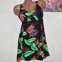 Размер 52,54(2XL,3XL). Стильный купальник платье танкини для полных женщин, черный с разноцветными листьями.