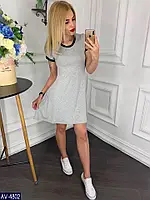 Красивое расклешенное платье с коротким рукавом