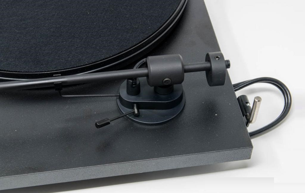 Проигрыватель винила Pro-Ject Primary E Phono OM NN Black - фото 6 - id-p1141821530