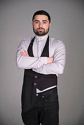 Чоловічий жилет для офіціанта і бармена чорного кольору