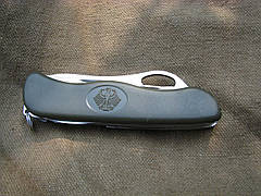 Армійський складаний ніж BW Victorinox. Німеччина, оригінал., фото 5