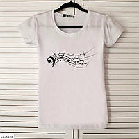 Красива жіноча футболка з нотами 44\46