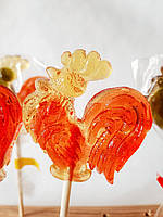 Льодяник на паличці 30 штук . Карамельні льодяники на паличці . Льодяник півник 30 шт. в уп. по 30 г