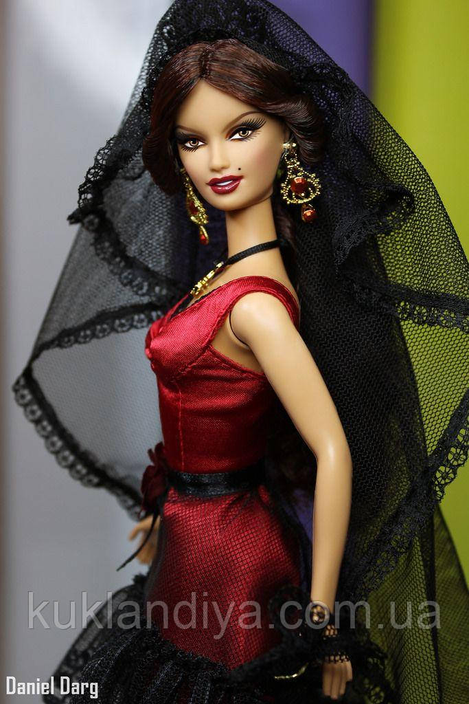 Колекційна Барбі Іспанка/Spain Barbie (L9583)