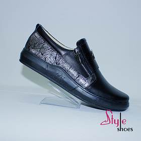Шкіряні сліпони на платформі чорного кольору "Style Shoes"