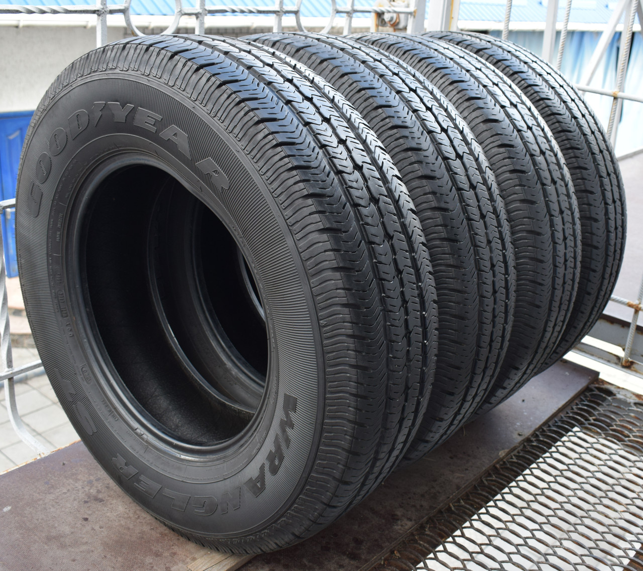 Шины б/у 225/75 R16 Goodyear Wrangler ST M/S, пара,  мм, комплект.  [Категорія] от 