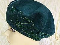 Женский зелёный шерстяной гладкой вязки берет-шапка