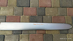 Молдинг передніх лівих дверей Citroen xsara picaso 05р 9631470977