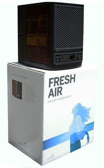Іонізатор і знезаражувач повітря New FreshAir Surround, Vollara.