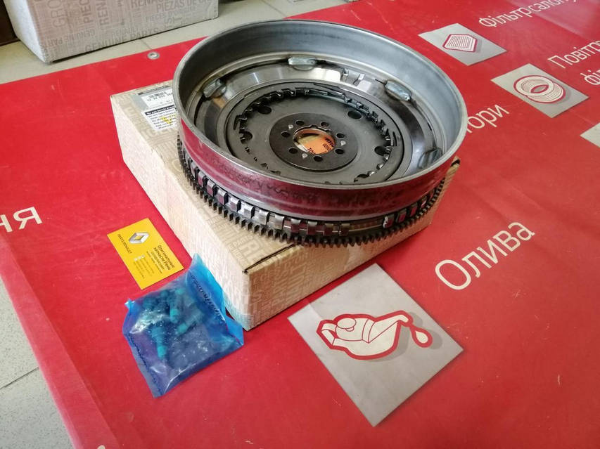 アル・マクウィギン　 Маховик двухмассовый для АКПП DC4 Renault Scenic 3 1.5dCi K9K