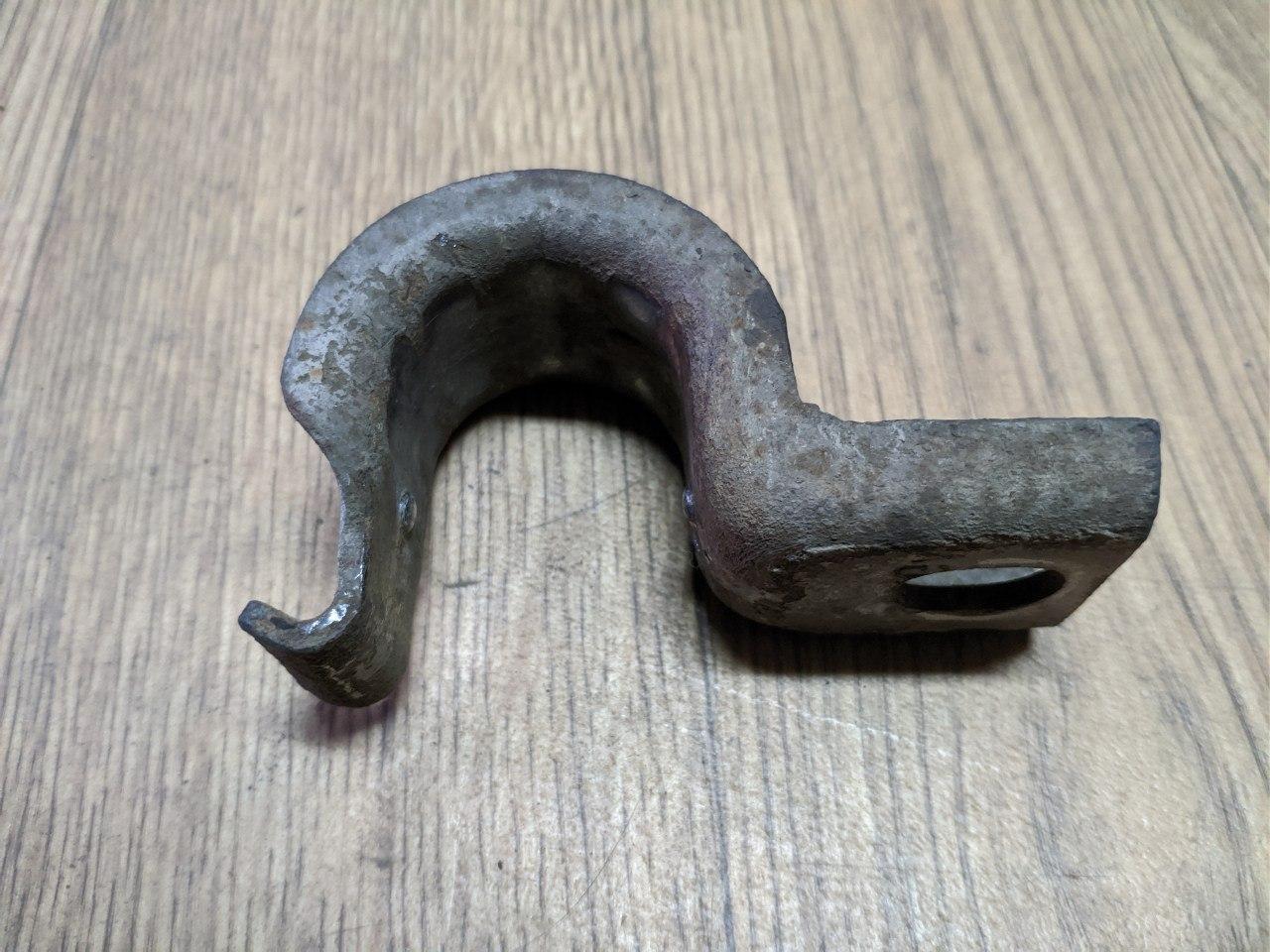 Скоба втулки стабілізатора заднего Renault Master, Opel Movano 2010-, 562707897R (Б/У), фото 1