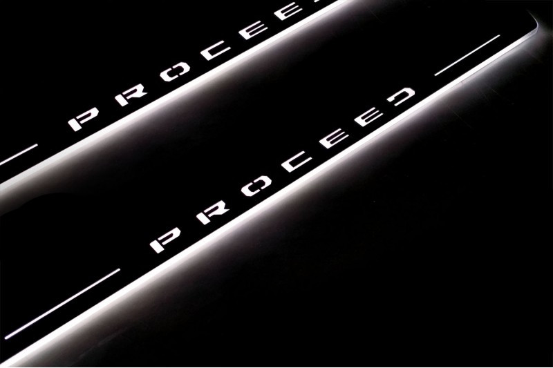 Накладки на пороги з підсвічуванням для KIA ProCeed III (2018-н. д.), фото 1