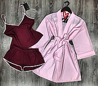 Красивый комплект женской одежды для дома Халат и пижама.