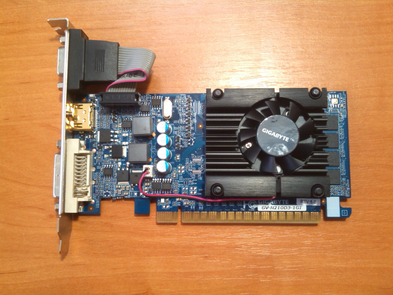 Gigabyte GT 210 1GB 64bit GDDR3 HDMI PCI-E Гарантія!