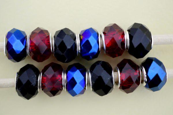 Бусини шарм скляні під кришталь, сині, червоні, чорні, 15х9 мм, 6 шт.
