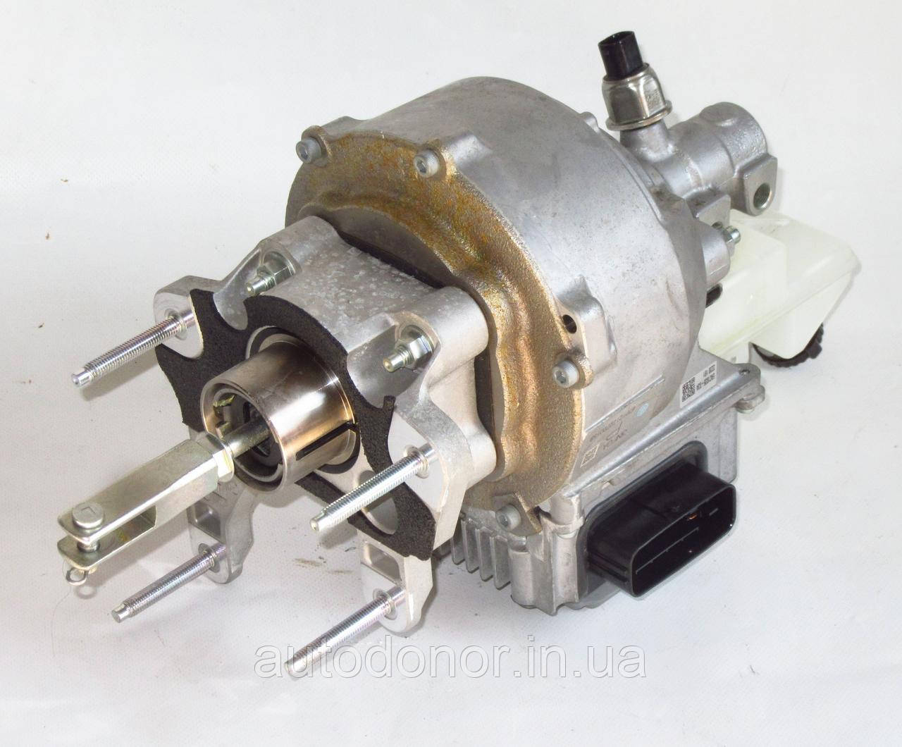 Головний гальмівний циліндр із вакуумним підсилювачем у зборі Nissan Leaf AZE0 (13-17) 46007-3NF4A