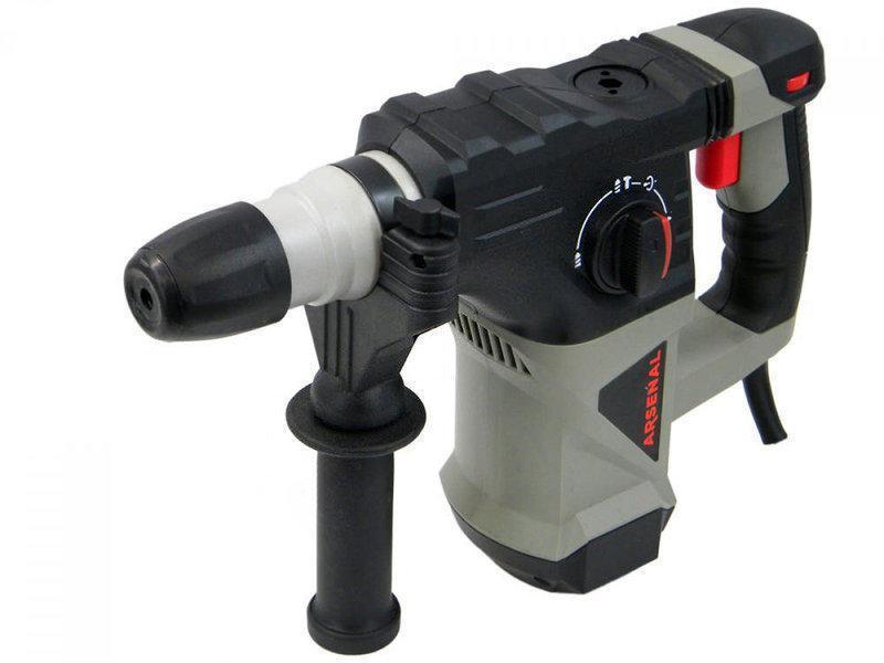 Перфоратор Арсенал П-2100Е