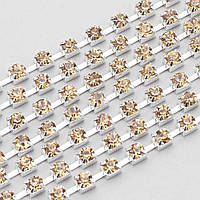 Ланцюг зі стразами, латунь, колір срібло, стрази бежеві, ланка 2,6 мм, довжина — 6,5 м УТ10017865