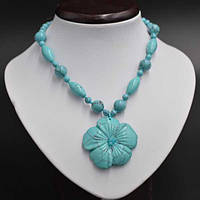 Намисто з кулоном, бірюза, довжина бус 46 см