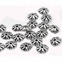 Бусини-розділювачі квітка, металеві, колір-античне срібло, розмір 6х2,5 мм, 70 шт.