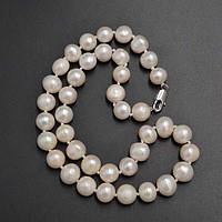 Буси з білих річкових перлів 10 мм 45 см