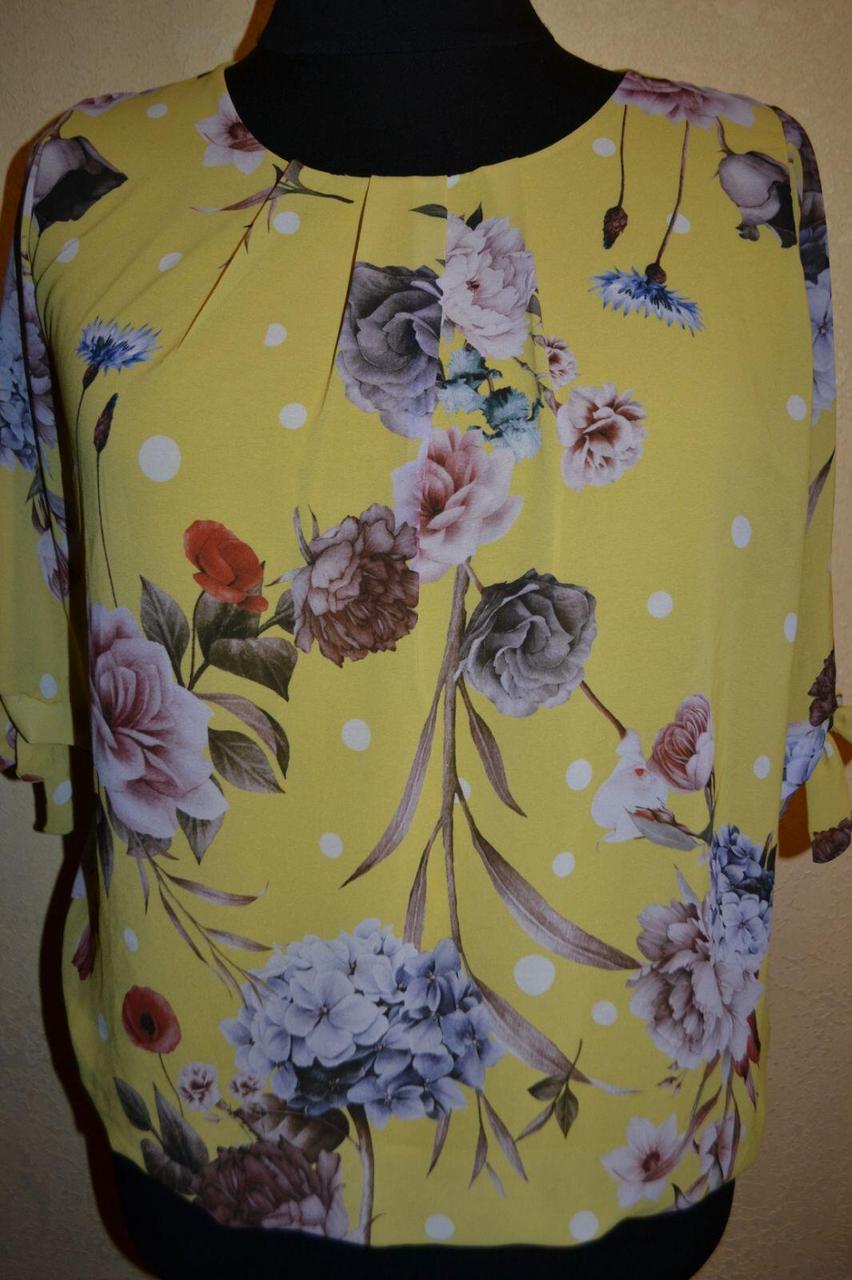 Жіноча блузка з шифону квіточками великих розмірів
