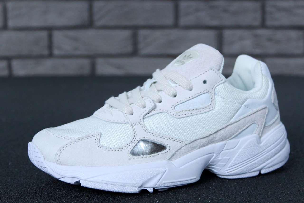 Жіночі кросівки Adidas Falcon, жіночі кросівки адідас фалкон, жіночі кросівки Adidas Falcon