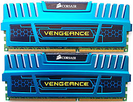 Комплект оперативної пам'яті Corsair Vengeance DDR3 8Gb (2x4Gb) 1600MHz PC3-12800U CL9 (CMZ8GX3M2A1600C9B) Б/В