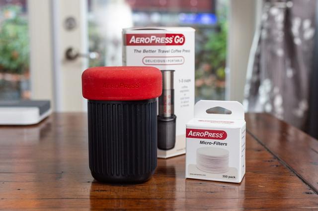 Aeropress Go - ручна кавоварка для туризму і подорожей