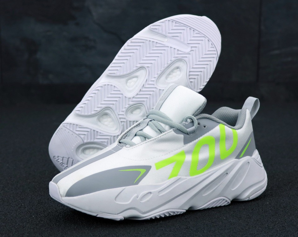 Чоловічі кросівки Adidas Yeezy 700, адідас ізі 700