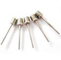 Голка для м'яча металева із широкою різзю