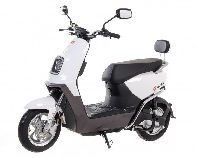 Електроскутер YADEA E3 (white)