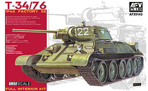 Т-34/76 1942 р. завод 112. Збірна модель танка (з інтер'єром) в масштабі 1/35. AFV CLUB 35143