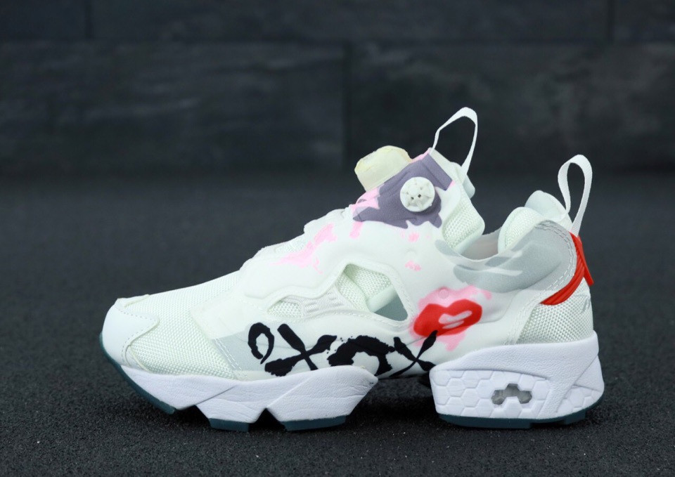 Жіночі кросівки Reebok Insta Pump Fury XOXO Valentines Day, рібок інста памп фурі (39,40 розміри в наявності)