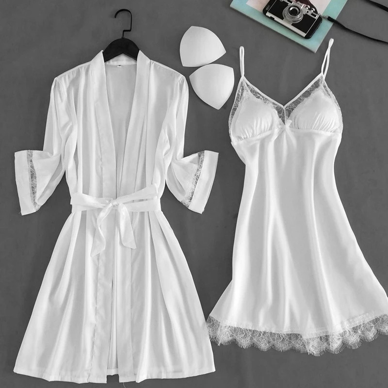 Комплект шелковый пеньюар и ночная рубашка белый размер 46 - фото 1 - id-p1148346334