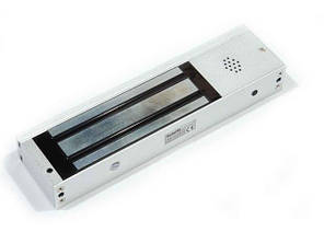 ЗАМКИ І ЗАСКОЧКИ