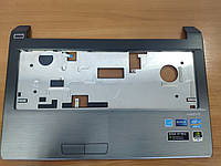 Топкейс, средняя часть корпуса ноутбука Medion akoya P6638 MD99170 13N0-ZKA0G31 ДЕФЕКТ