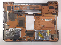 Toshiba Satellite P300, P300D Корпус D (нижняя часть корпуса) бу