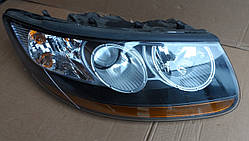 Фара передня права Hyundai Santa FE 2 921022B000