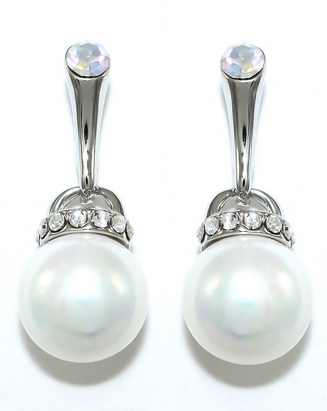 Сережки гвоздики. Колір оправи: срібний. Інкрустація: циркон і перли. Довжина сережки: 2,5 см. Ширина: 10 мм.