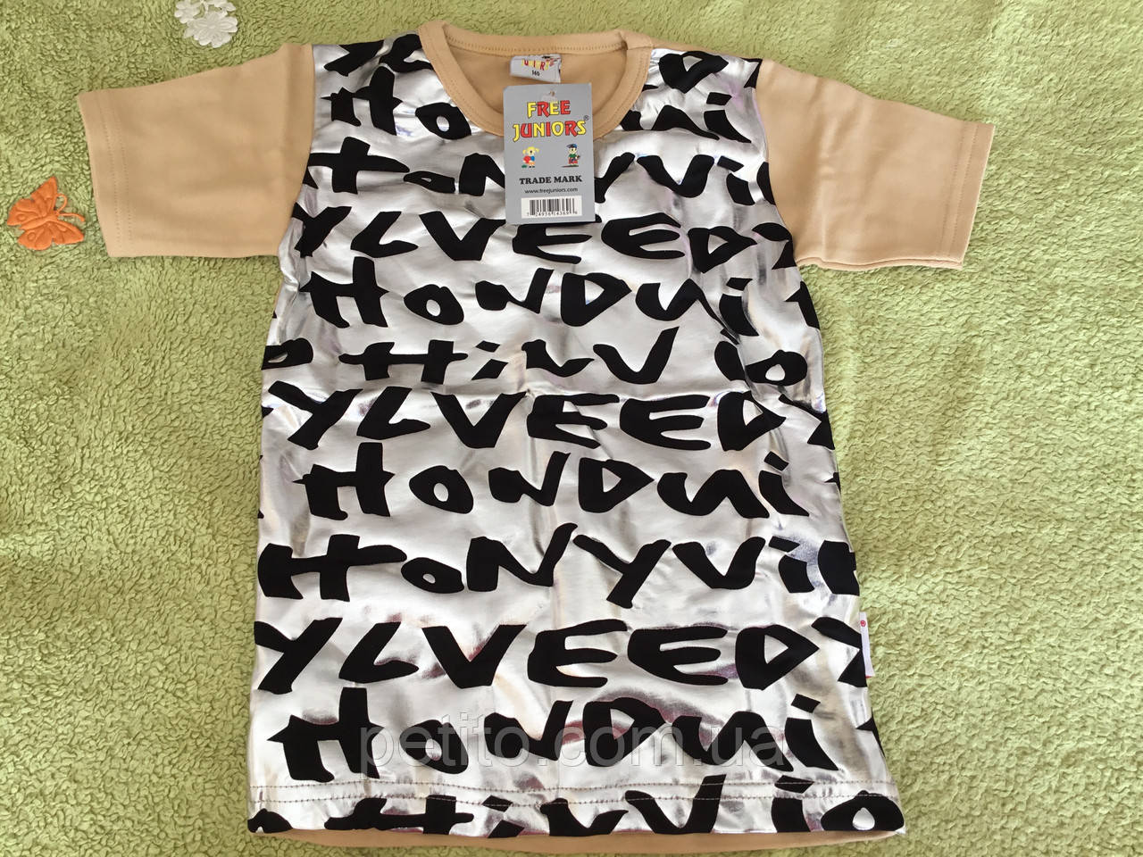 Стильна футболка для дівчинки з написами, фото 1