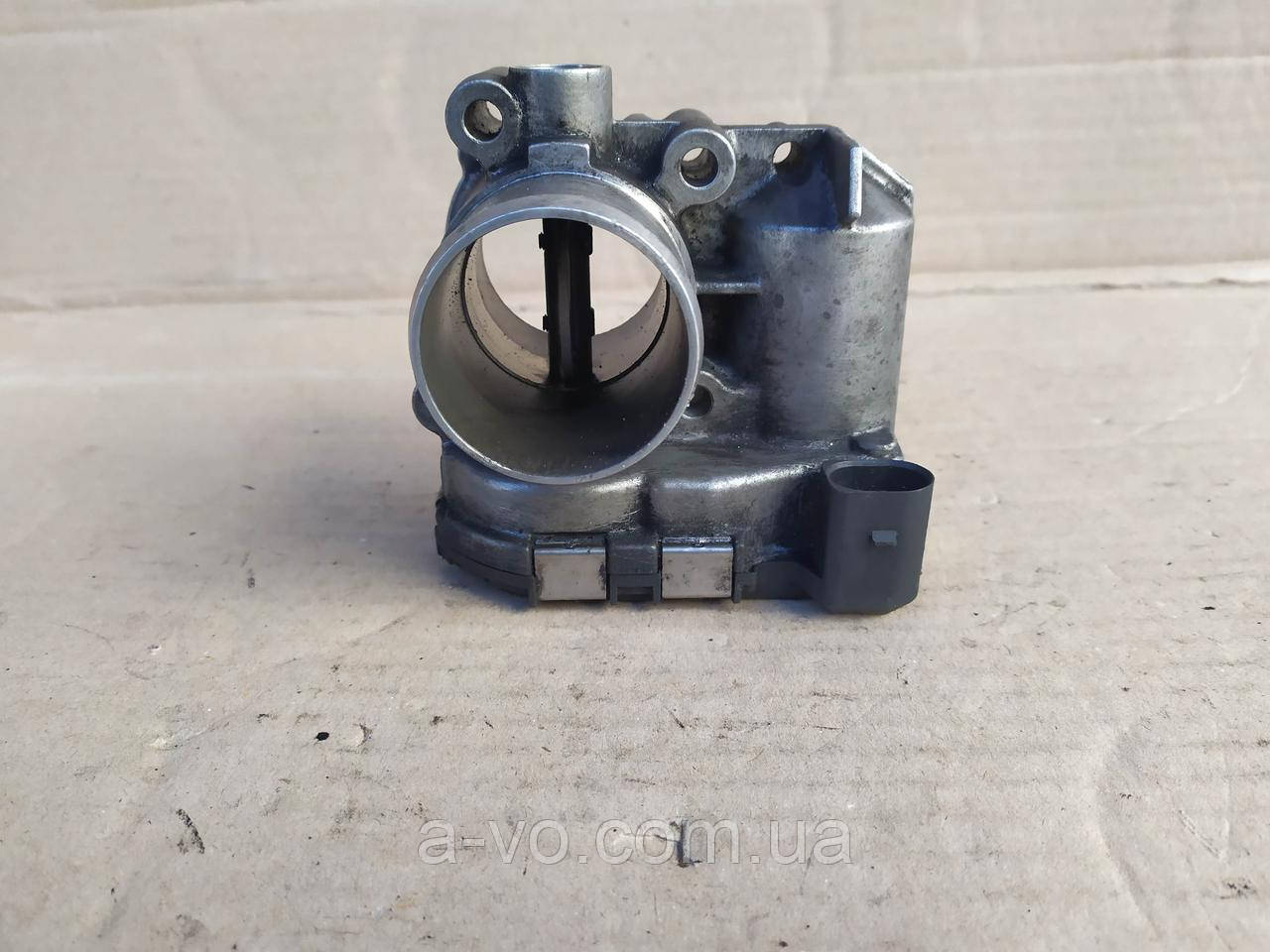 Дросельна заслінка Opel Vivaro Renault Trafic Nissan Primastar 2.0DCi 0281002681 8200330812, фото 1