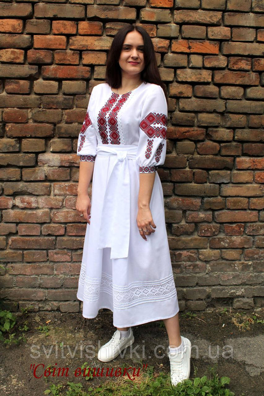 Довга жіноча вишита сукня білого кольору з червоною вишивкою "Іванна"