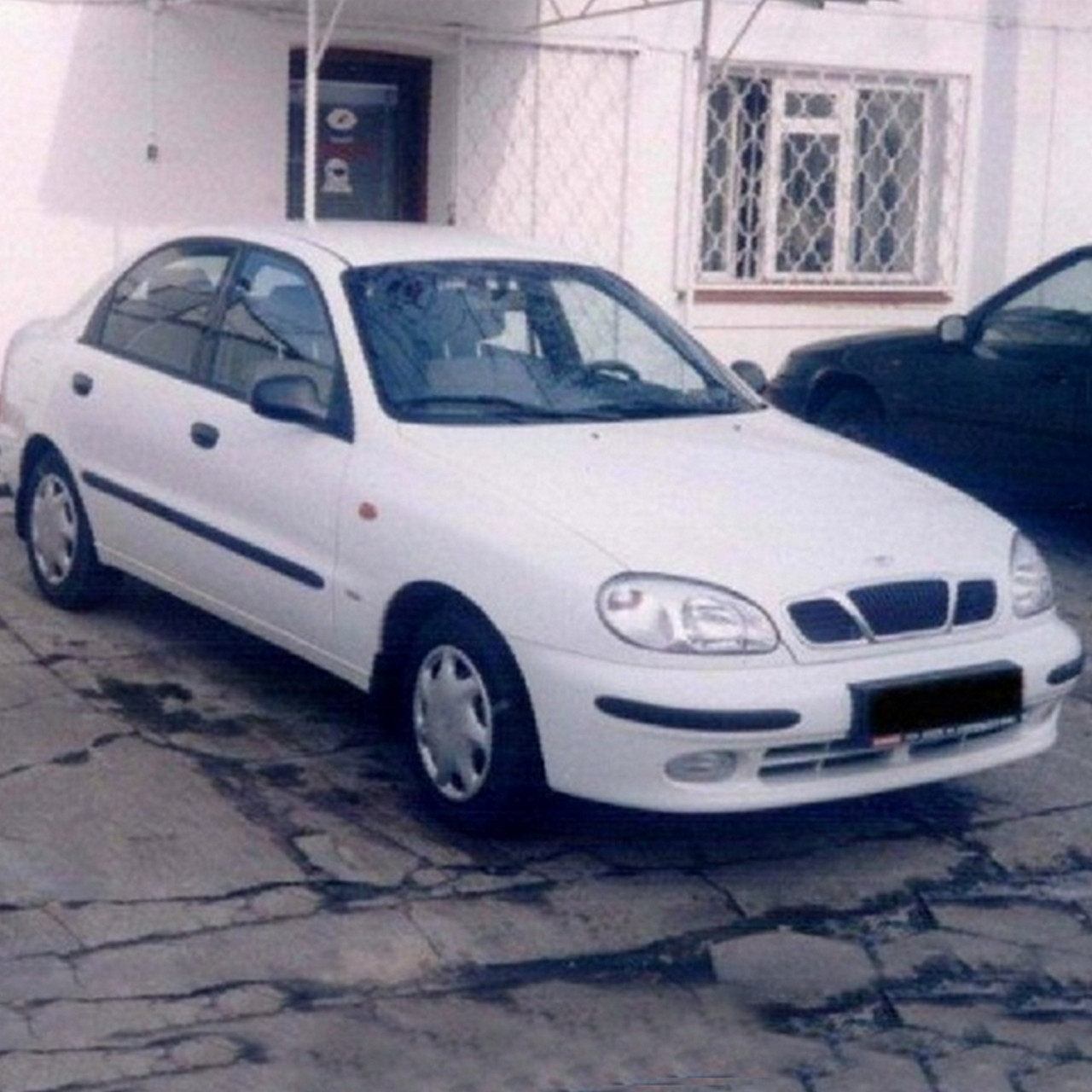 Молдинги на двері для Daewoo Lanos 5dr. хетчбек / 4dr. сєдан