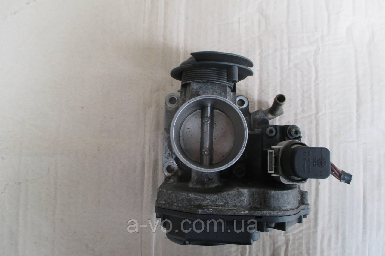 Дросельна заслінка Volkswagen Lupo 1.0 mpi Skoda Fabia 047133061G, фото 1